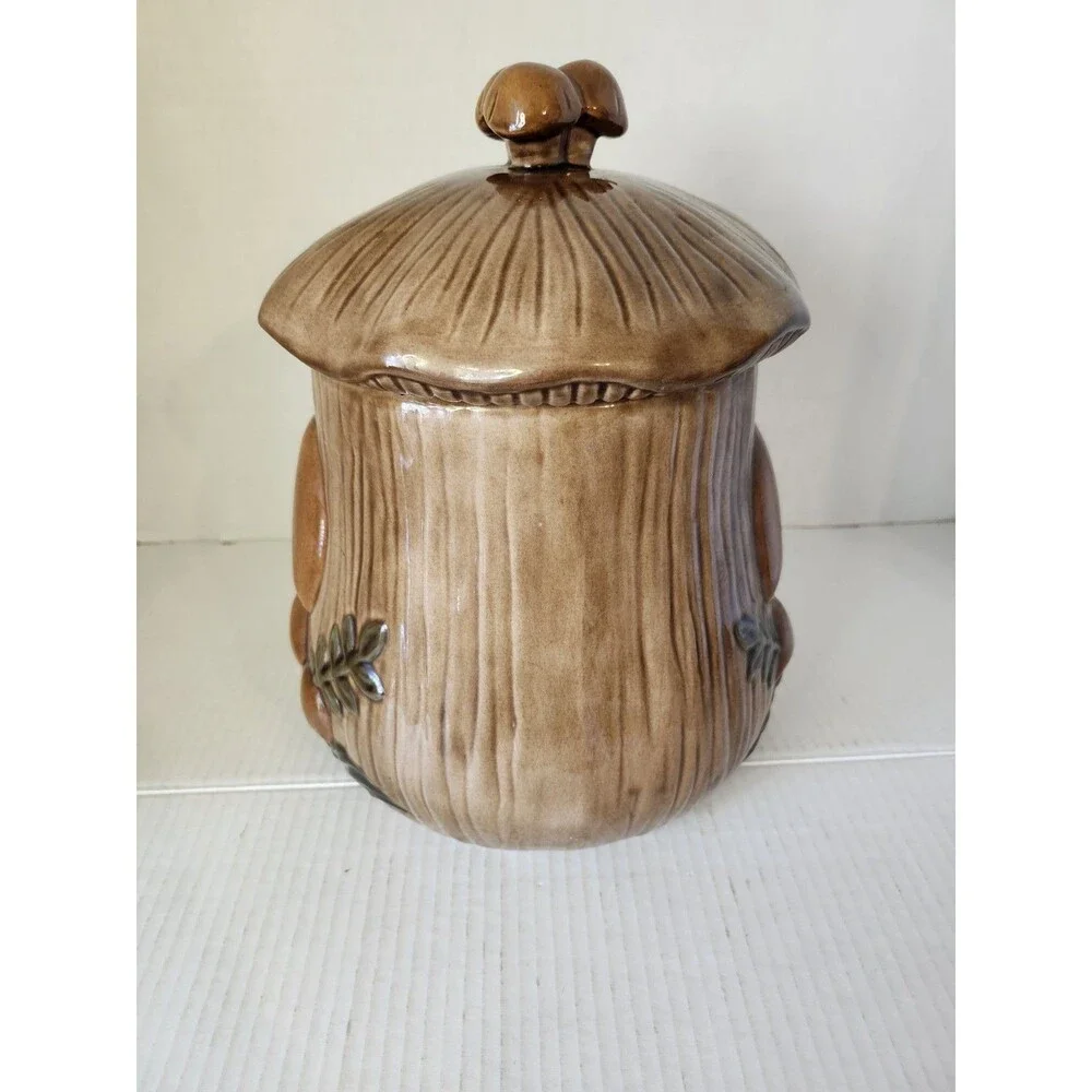 Arnels Mushroom Ceramic 11 Inch Cookie Jar / Canister Tan Mushroom Cap